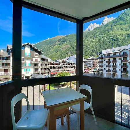 Le Balme Wifi/parking/balcony Apartamento *
